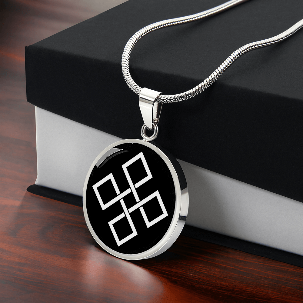 Bowen Knot Necklace