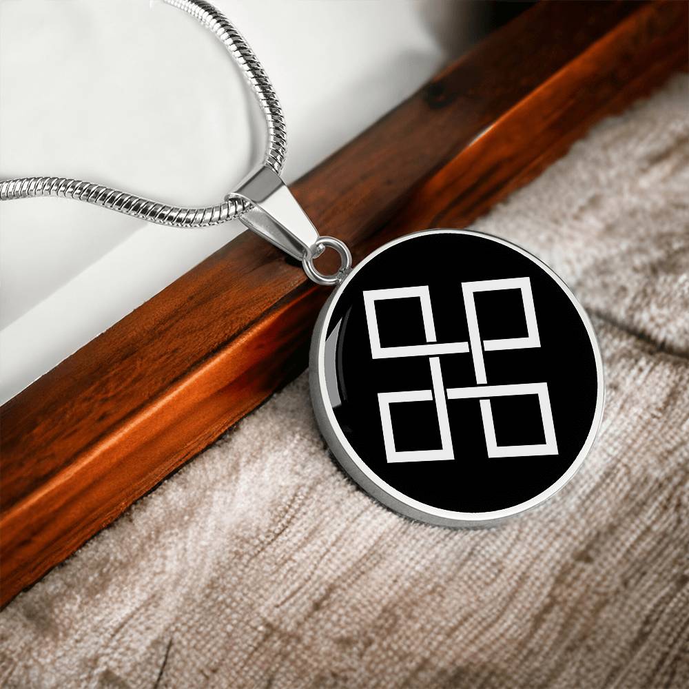 Bowen Knot Necklace