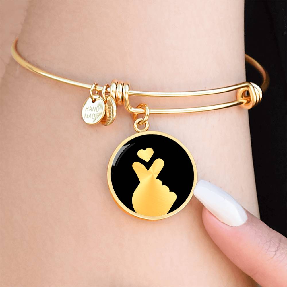 Finger Heart Bracelet